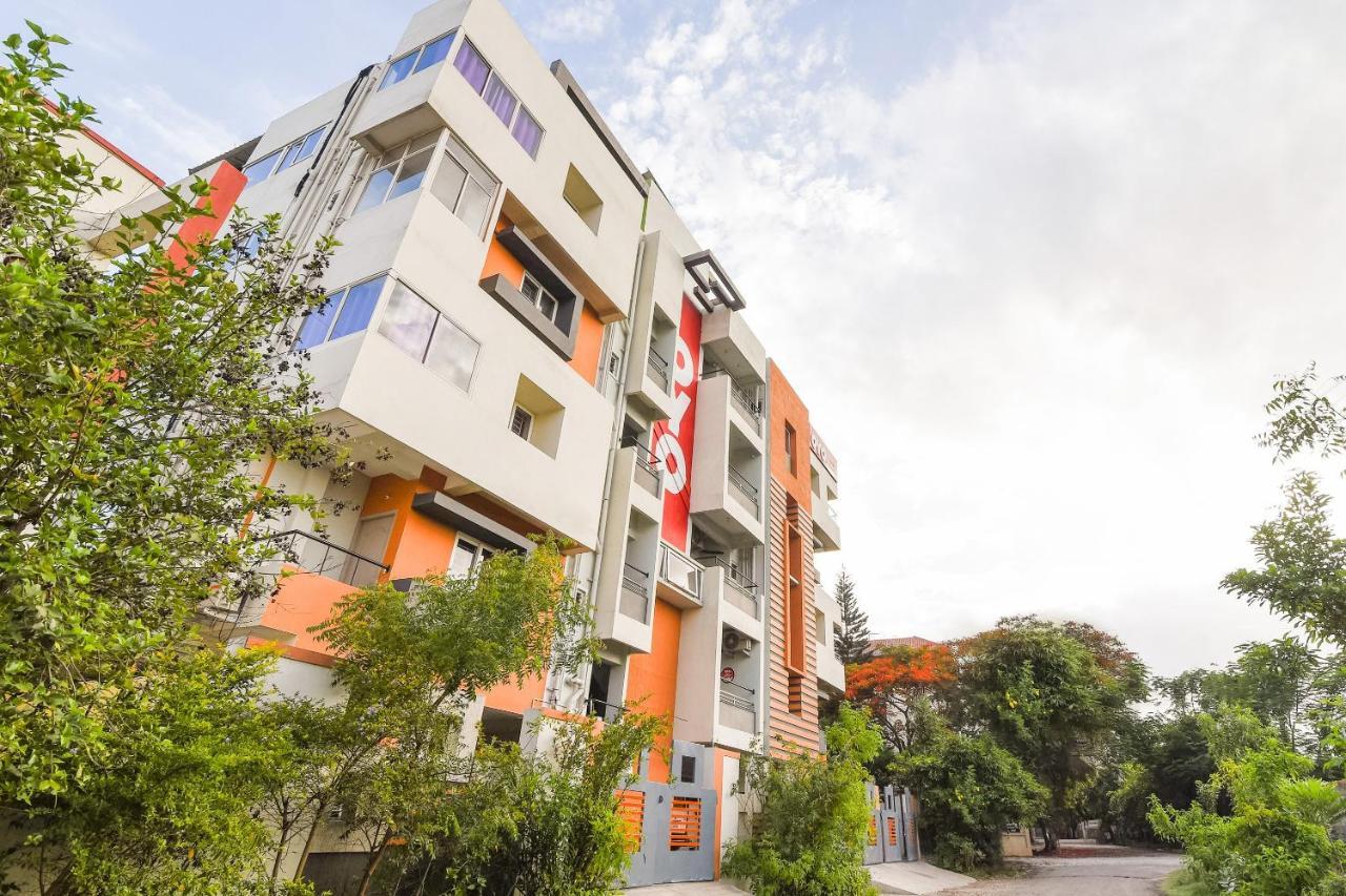 Oyo Flagship Lotus Lakeview Apartments Singānallūr Exterior foto